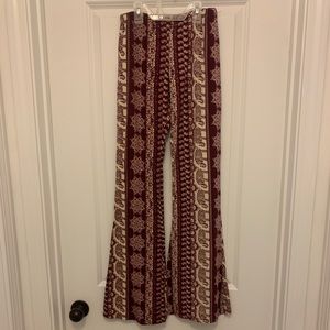 High rise flare pants! SIZE : M  Cool design!